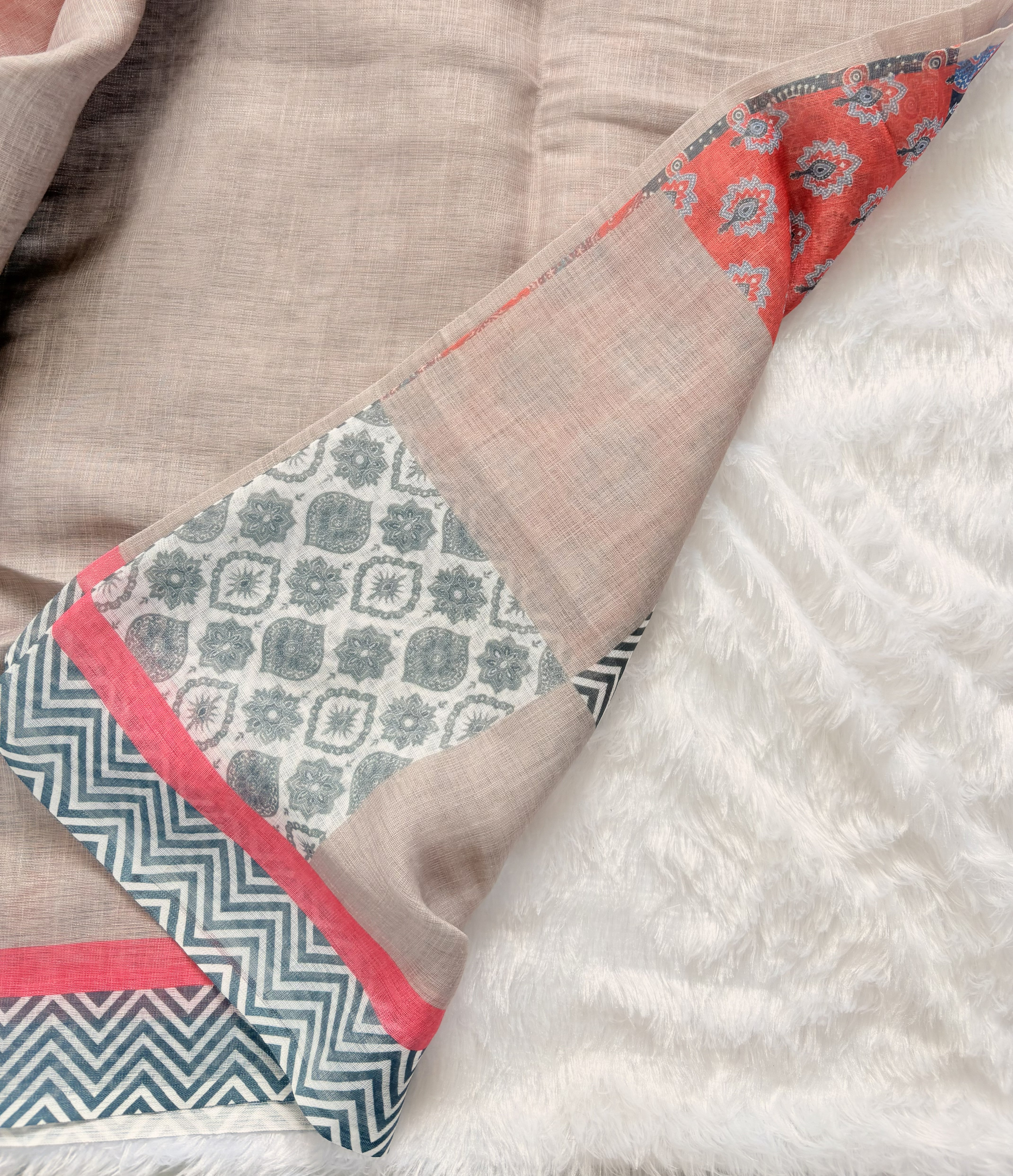 Nalinam Earthy Elegance – Premium Grey Brown Linen Cotton Saree with Geometric Pattern