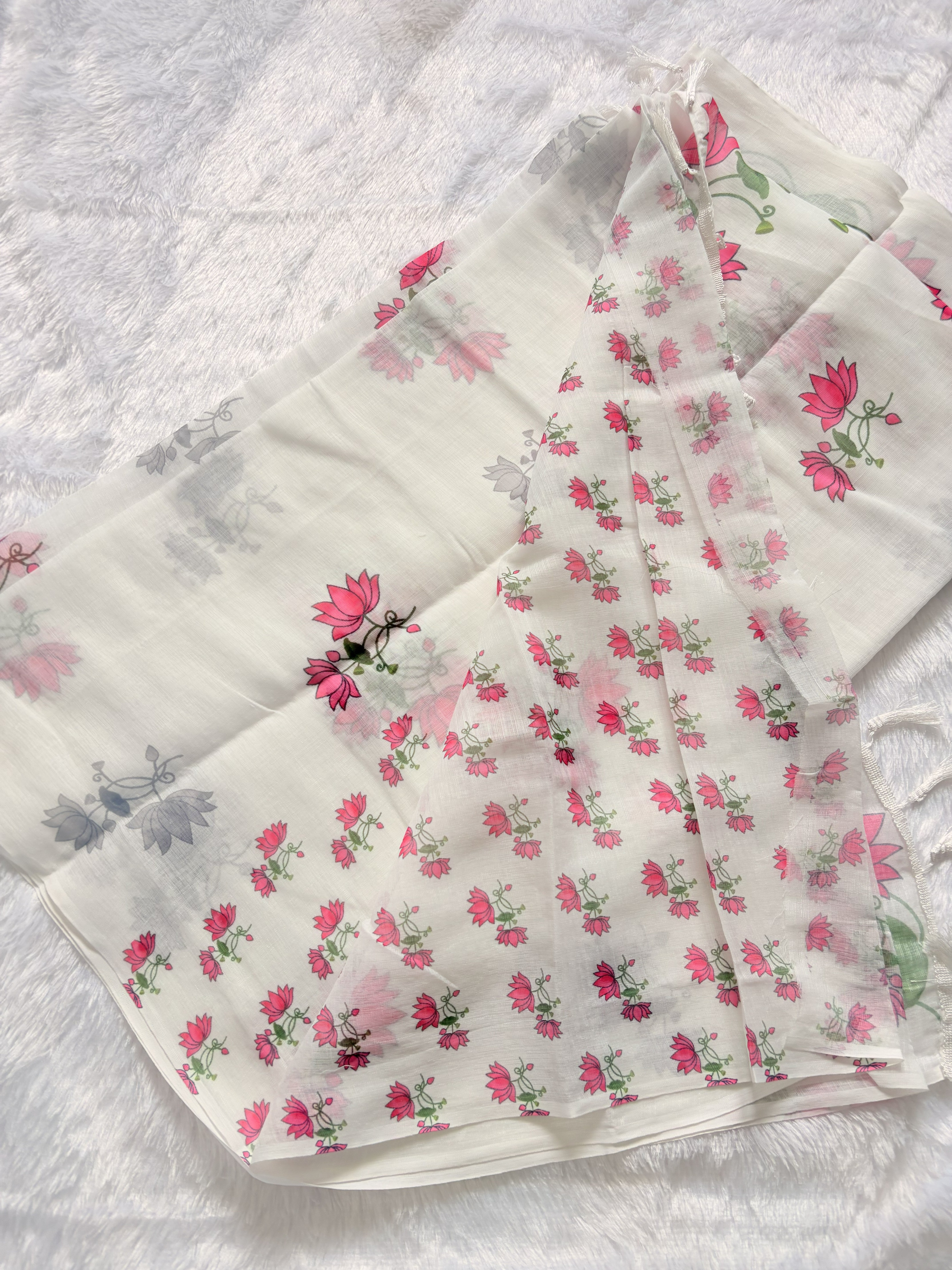 Nalinam Lotus Serenity – Premium White Linen Cotton Saree with Pink Lotus Border